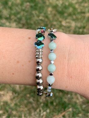 {Handmade} Mint & Silver Beaded Bracelet Set